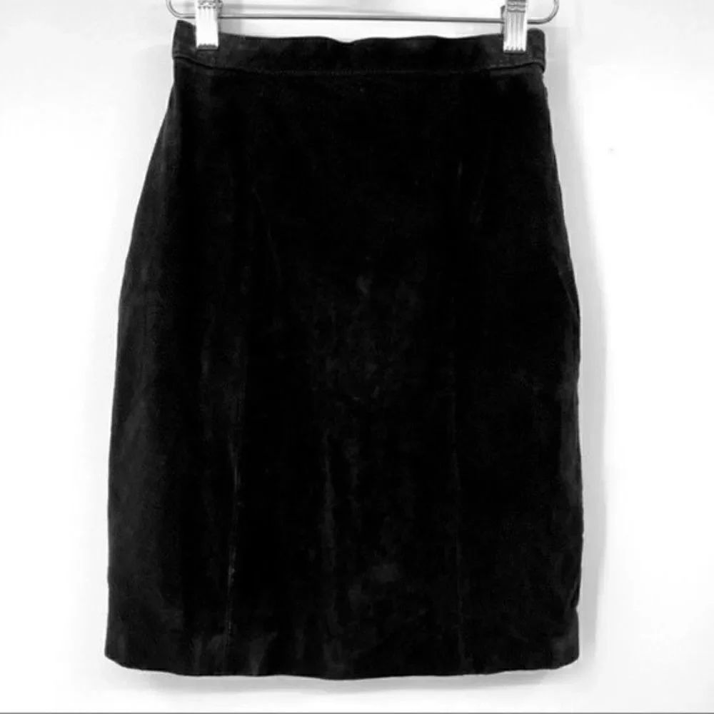 Vintage Alamos black leather suede skirt size 5 to sz 6 BoxD